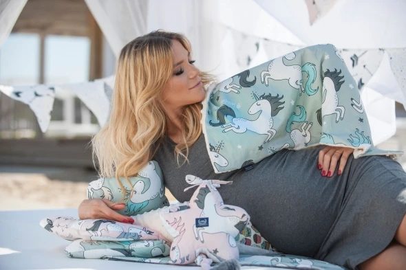 unicorn-mama-many