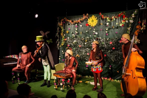 mithikes-meres-paidiko