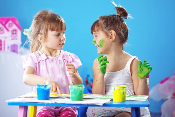 Να  ξέρει πώς να κάνει φίλους