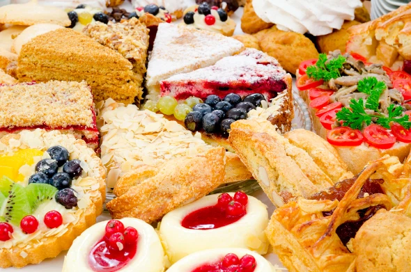 Τα γλυκά κάθε είδους είναι γεμάτα υδατάνθρακες!