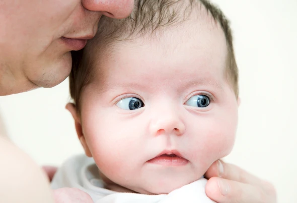 Τα ματάκια του μωρού σας πρωτοεξετάζονται στο μαιευτήριο