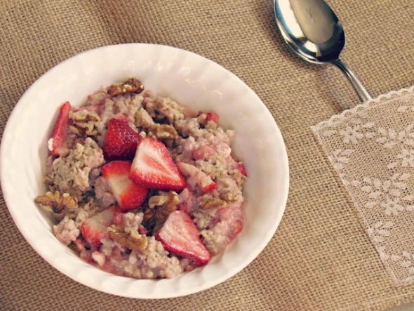 Βρώμη με φράουλες