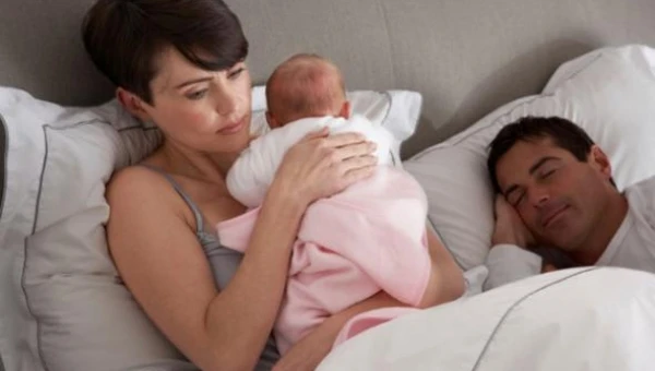 Μήπως το άγχος σας επηρεάζει τον ύπνο του μωρού;